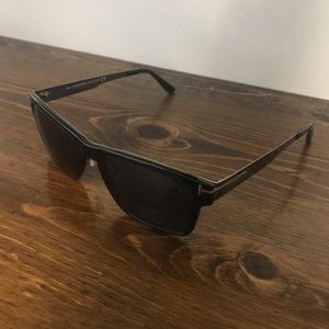 Tom Ford TF5475 Magnetic Clip-On Sunglasses